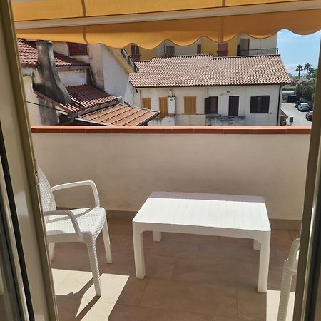 B&B Al Quadrato 스칼레아 외부 사진