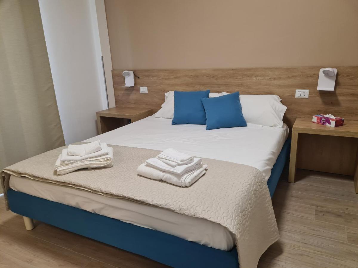 B&B Al Quadrato 스칼레아 외부 사진